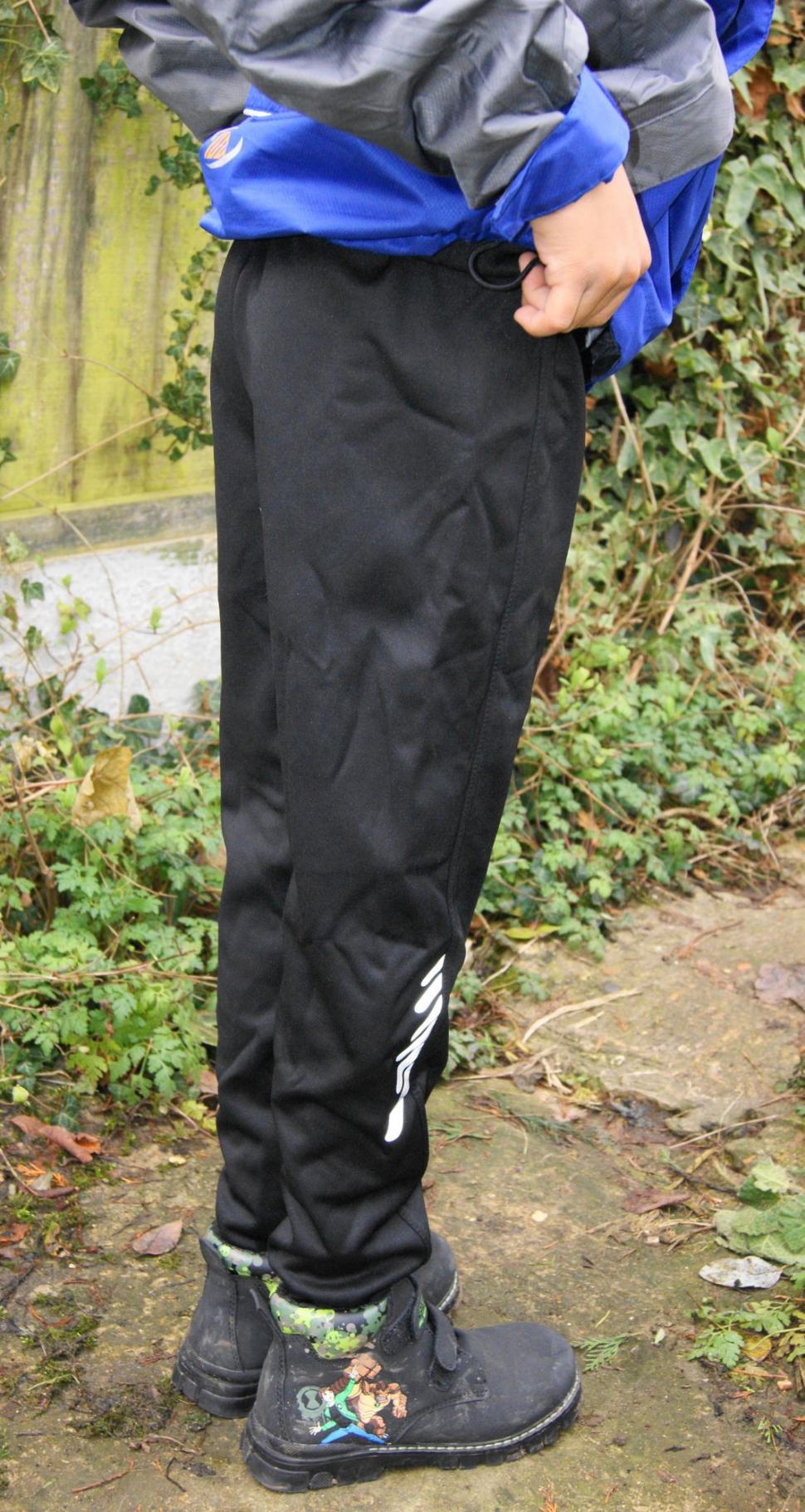 Review Altura Kids Winter Cruiser tights road.cc